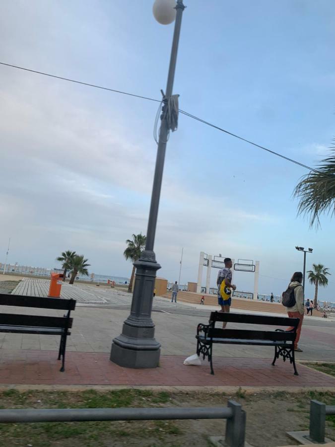 Tony'S Boutique Apartment Larnaca Buitenkant foto