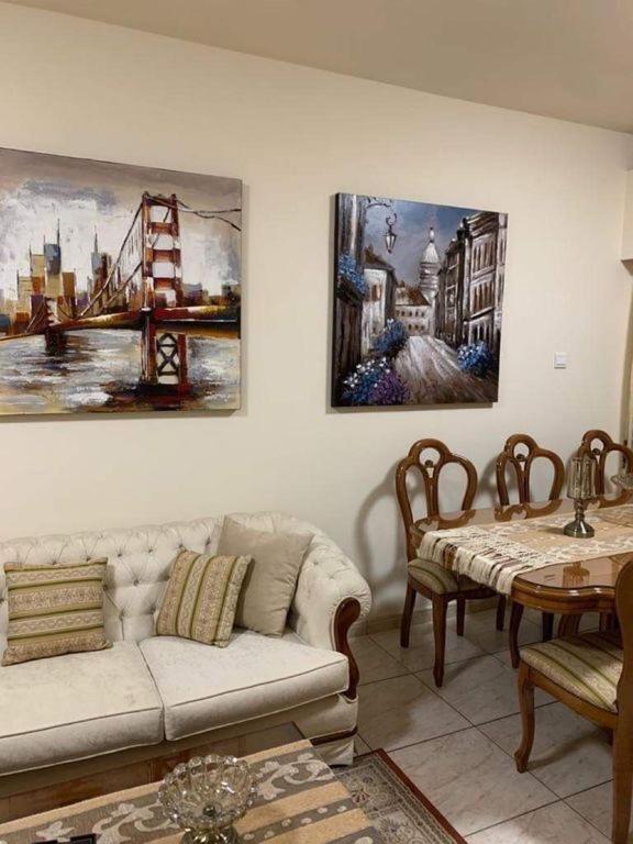 Tony'S Boutique Apartment Larnaca Buitenkant foto